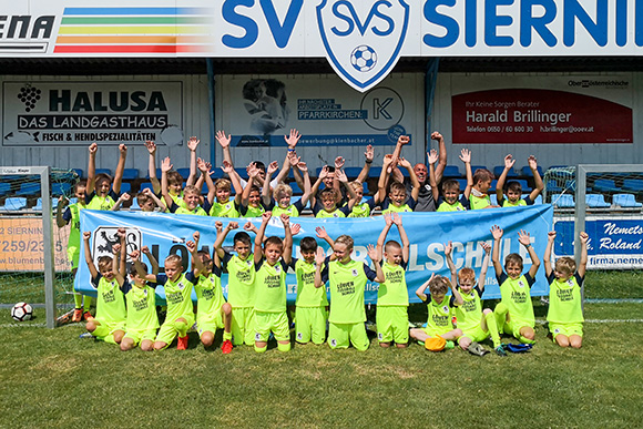 Auswärtscamp der Löwen-Fußballschule in Sierning