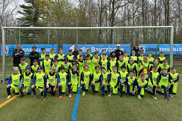 Löwenfußballschule Auswärtscamp 2023 in Ismaning
