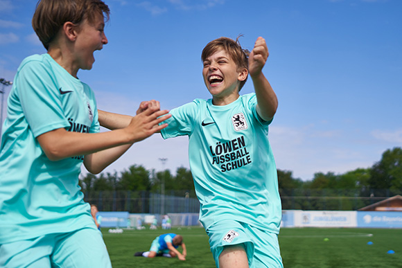 Ein Angebot für besondere Tage: Der LöFu-Feiertag. Foto: Löwen-Fußballschule