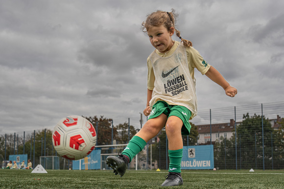 Mädchen-Fußballcamps der Löwen-Fußballschule